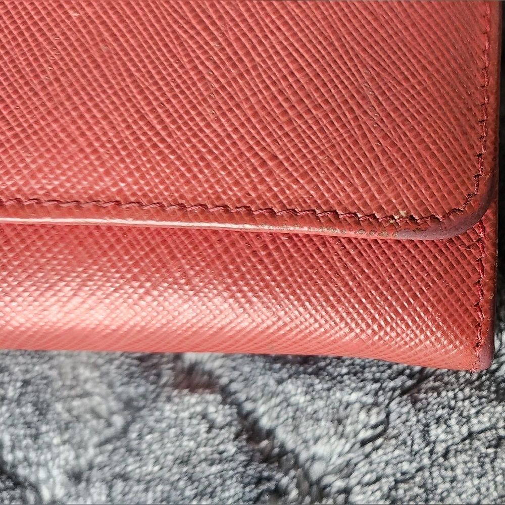 ✨🛍️ Pre-loved Prada Pink Saffiano Leather Wallet with COA. EUC. - Picture 14 of 15